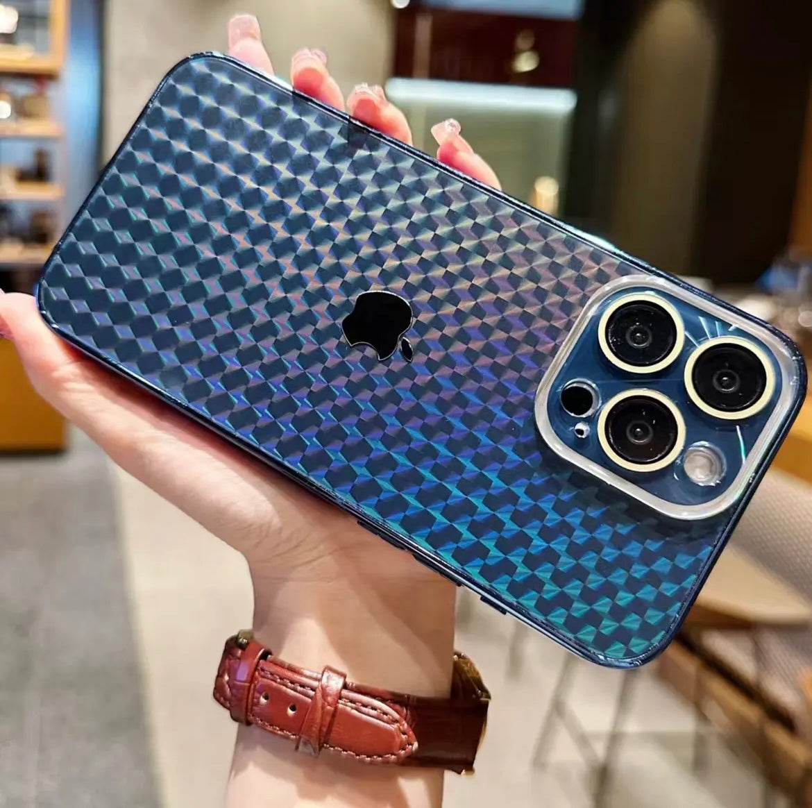 جراب هاتف محمول شامل بمقياس عدسة لهاتف iPhone 15/11 مع لوحة خلفية مصقولة مطلية بالكهرباء