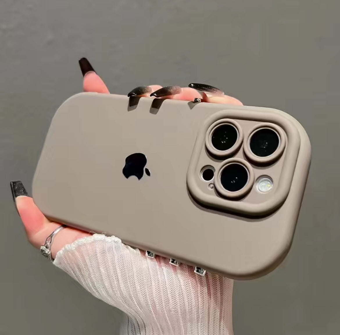 Apple 16-11 case full cover anti-fall ins pure color simple skin-feel frosted metal buttons