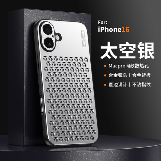 جراب هاتف iPhone 16-13 معدني مجوف بتصميم جديد مع تبديد الحرارة وحماية من السقوط