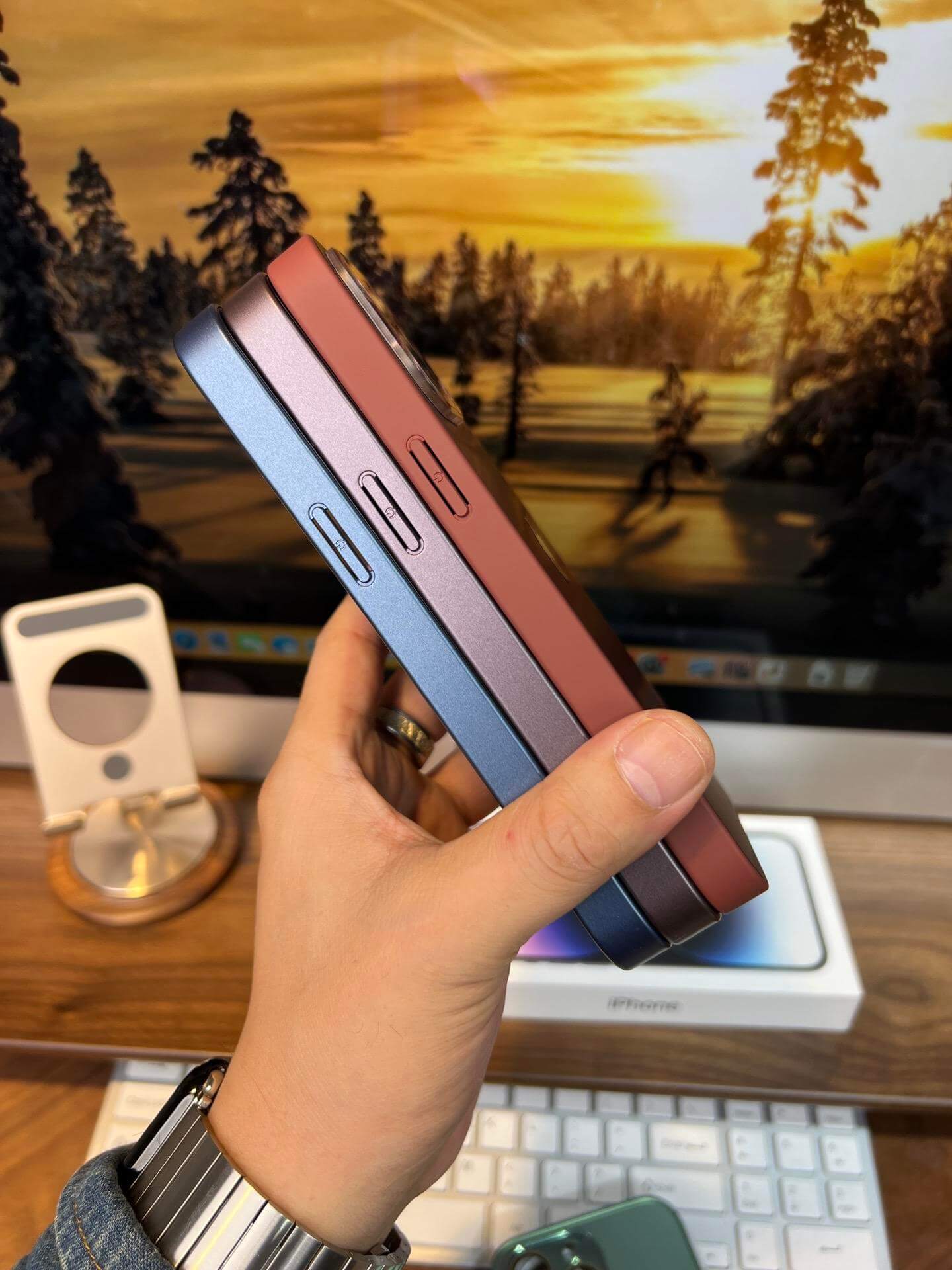 Apple 16-11 mobile phone case, high-end glossy matte, protective glasses and anti-fall all-inclusive