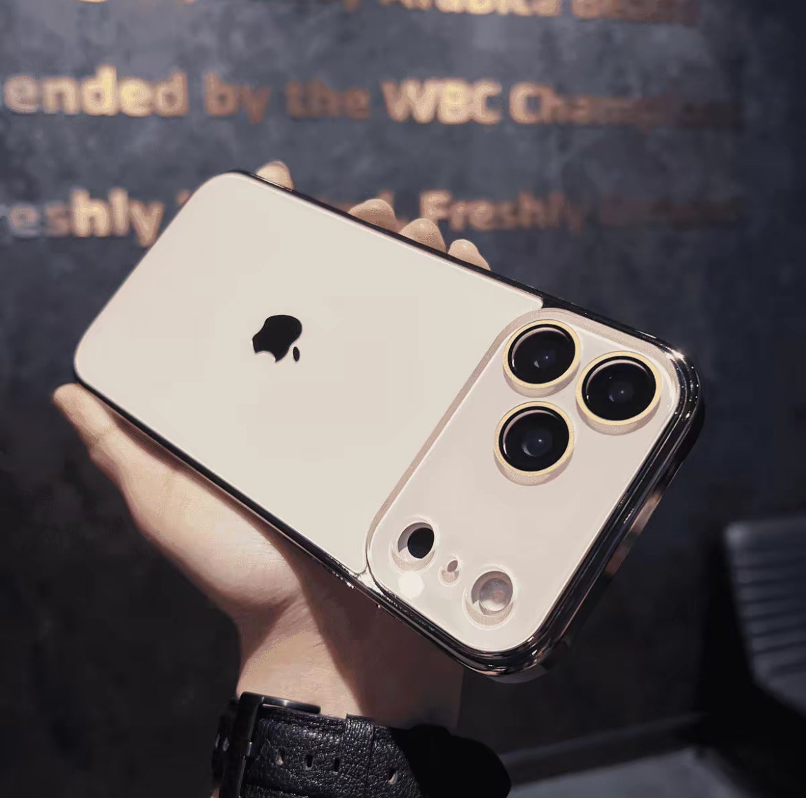 Nano-matte skin-feel electroplated lens film for iPhone 17-11 case