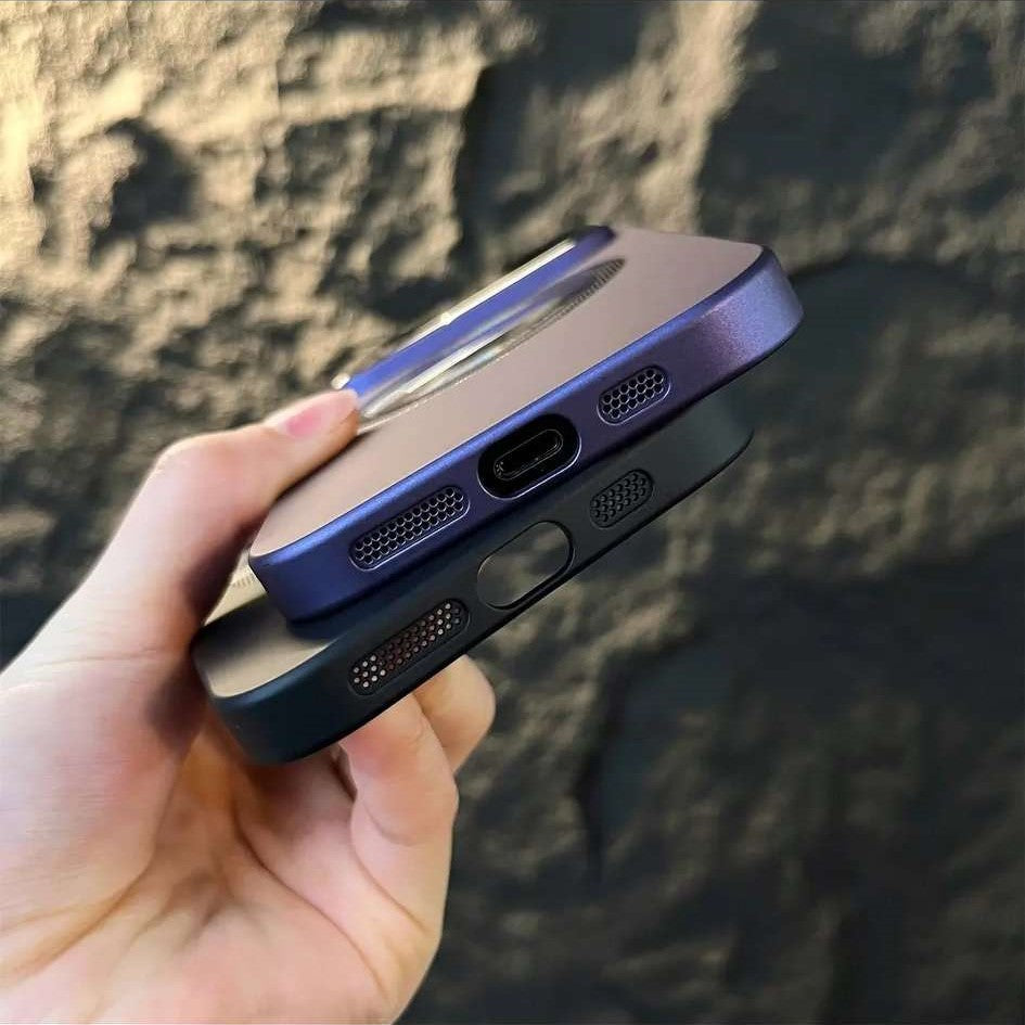 Apple 15/14/13/12/11 Matte Magsafing iphone case with big window camera protector