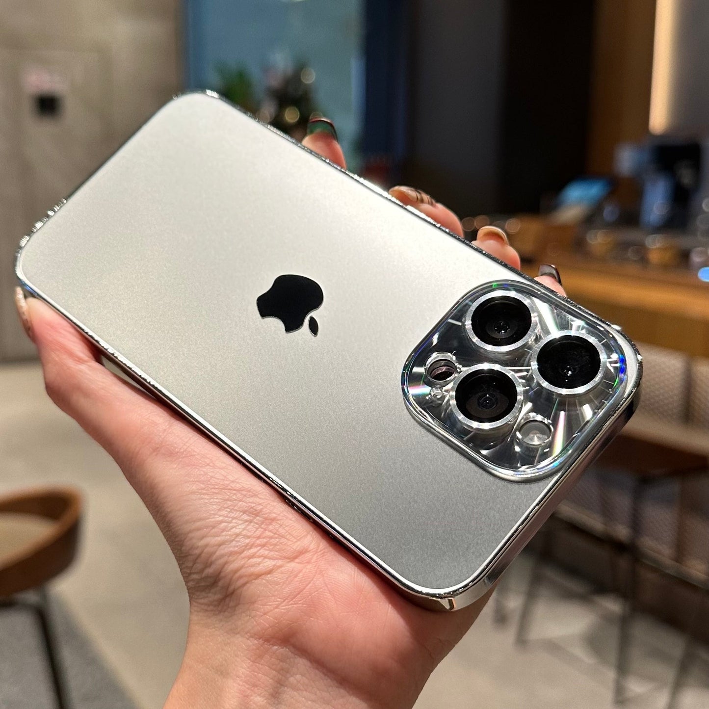 Apple 16/15/14/13/12/11 lens all-inclusive laser goggles electroplated frosted shell