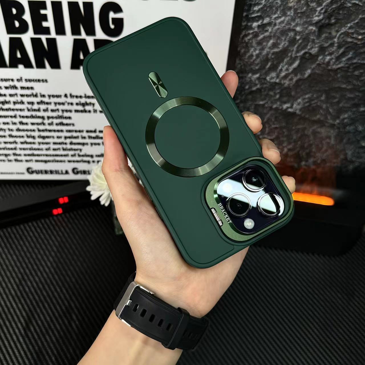 Apple 15/14/13/12 Frosted lens film bracket magnetic suction case, anti-fall mobile phone case