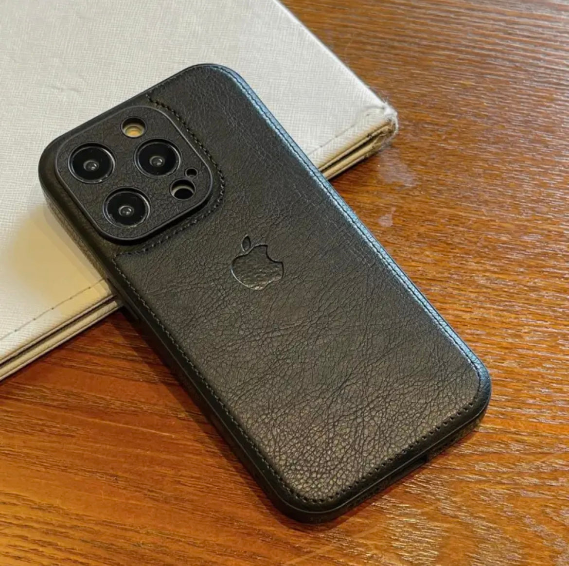 جراب هاتف فاخر للأعمال بتصميم بسيط وعصري لهاتف iPhone 15-11 