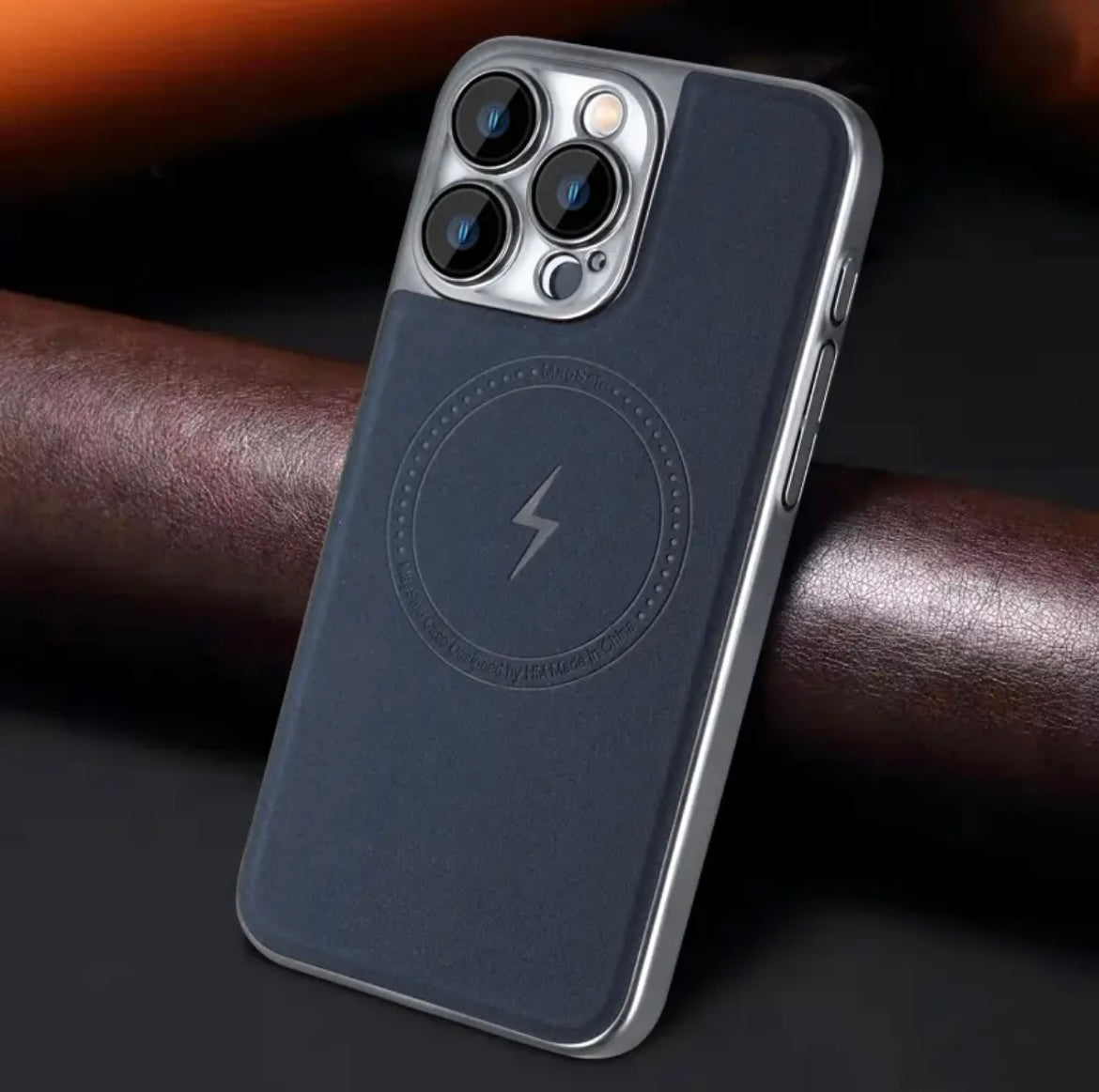 جرابات جلدية لامعة معدنية لأجهزة Apple مقاس 15-13 بوصة، بتصميم عصري، مع شفط مغناطيسي مقاوم للأوساخ