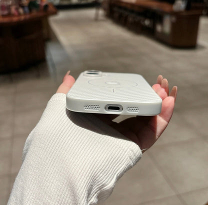 Apple 16/15/14/13/12 frosted skin-feel magnetic phone case with built-in mirror film