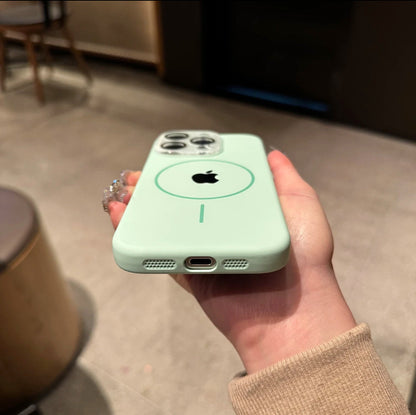 غطاء عدسة كريستالي عالي الجودة لهاتف iPhone 16-12 مع جراب ناعم مغناطيسي ملمس للبشرة