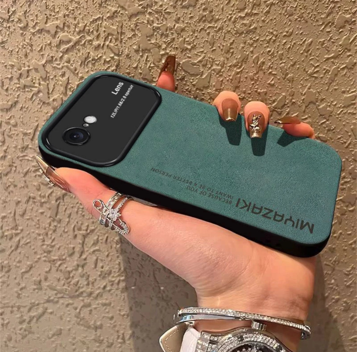 Applicable to iPhone 16e mobile phone case