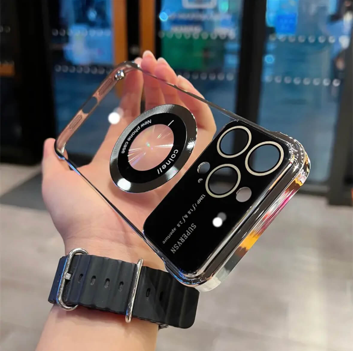 Clear Borderless logoview MagSafe Ultra Case