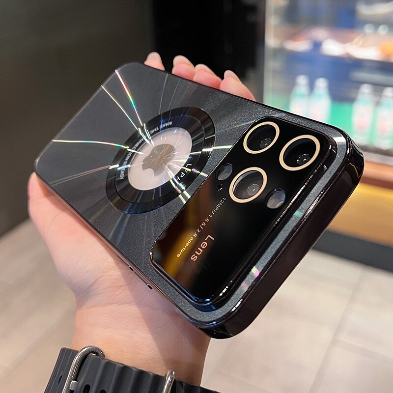 جراب ماج سيف أورورا مع ثقب الشعار لجهاز iPhone