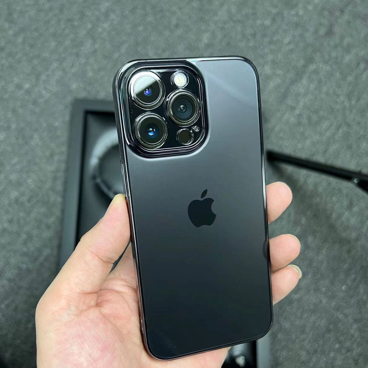 جراب iPhone فائق الرقة والشفافية 